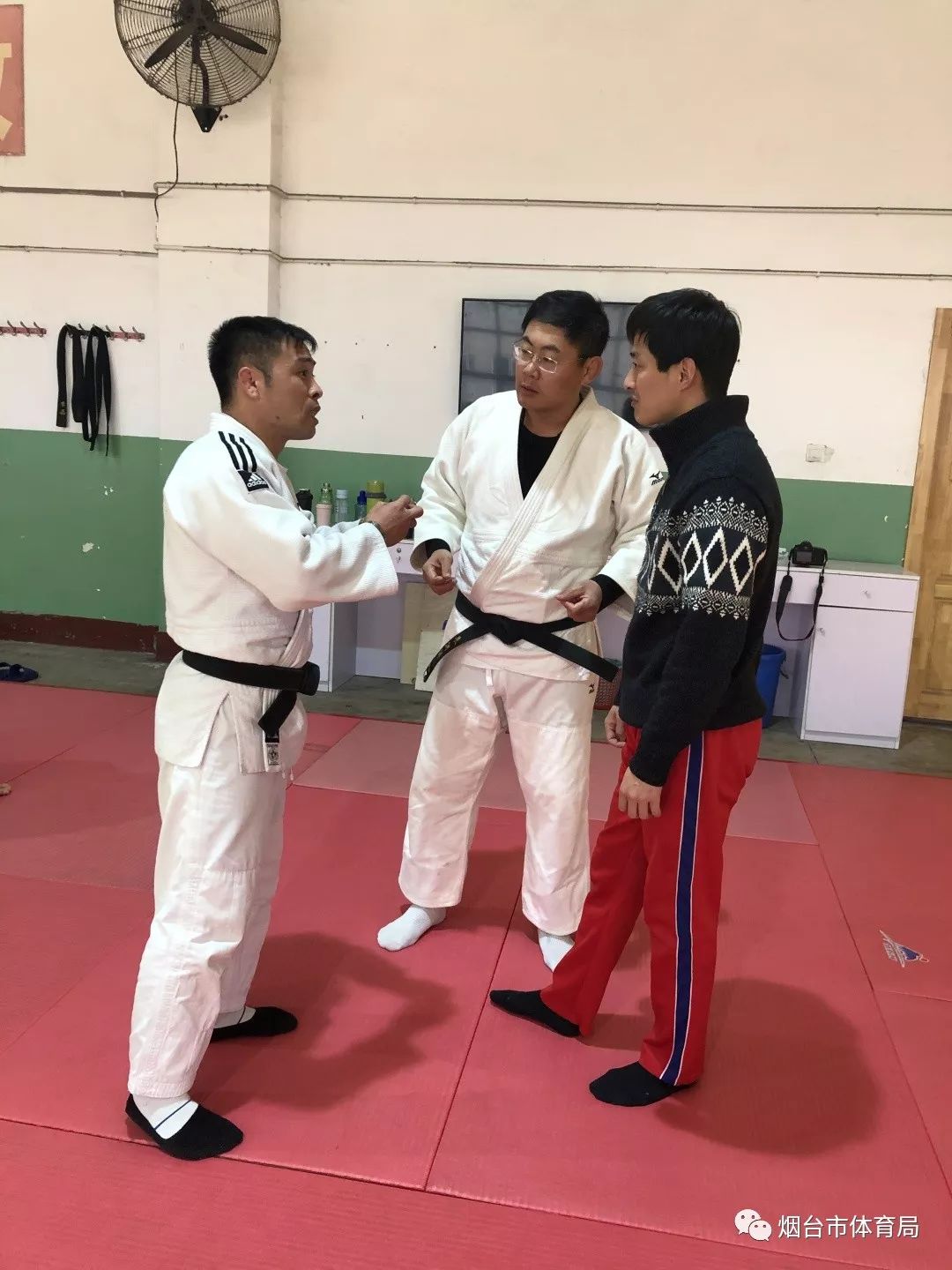 开云电竞- 柔道热身赛，齐鲁海豚队与陇右铁骑队逆转，体能对抗拉满！客场静默反击