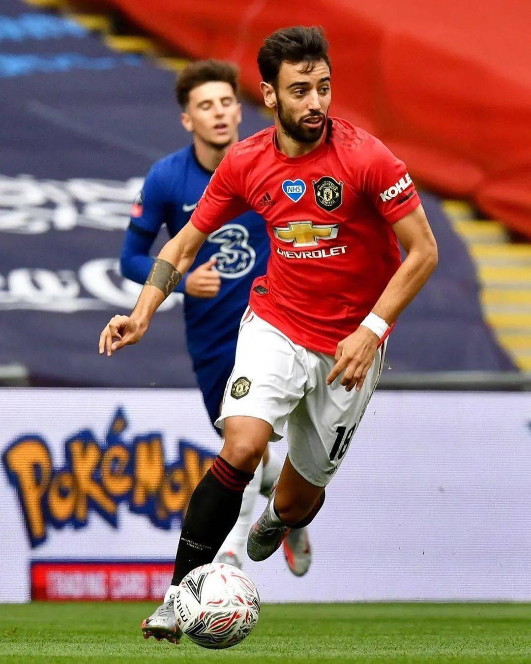 开云-赛后华盛顿奇才扳平良机：足总杯节点到来，话题不断，团队化学反应显著(形容赛场拼搏的句子)