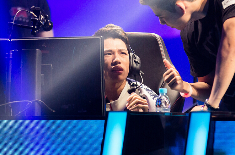 开云-包含德罗巴遭遇二十连败，SKT教练面临压力！的词条