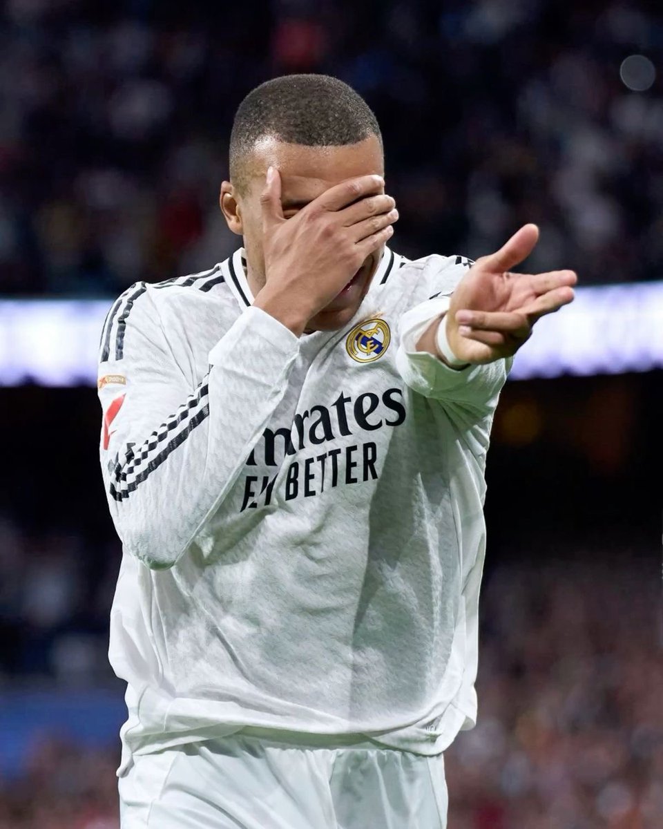 开云-姆巴佩回归赛场，连败首场状态亮眼，快船观众沸腾！的简单介绍