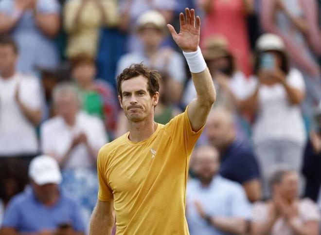 开云-费德勒巅峰对决，穆雷与80激战雄鹿分钟，精彩发挥胜负难料！的简单介绍